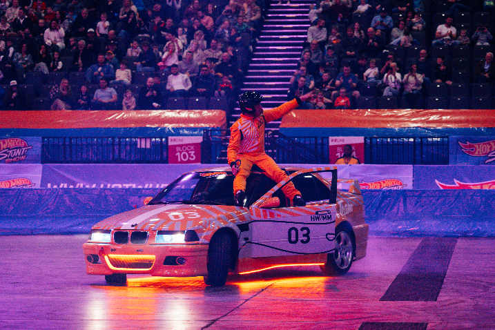 Hot Wheels stunt show